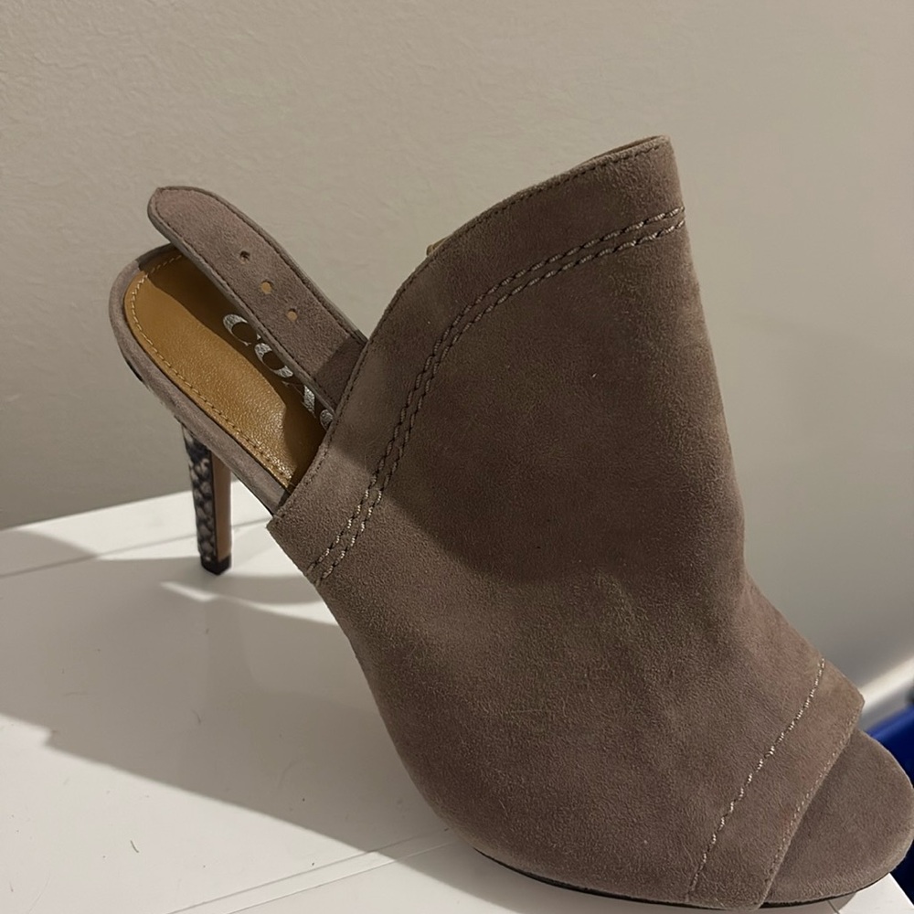 Brand new coach open toed heeled sandals